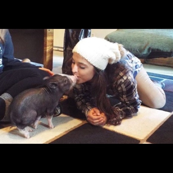 Meet your Posher, Jess! - Picture 8 of 8